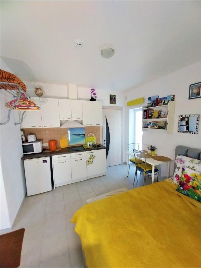Geltoni Apartamentai Palanga Buitenkant foto
